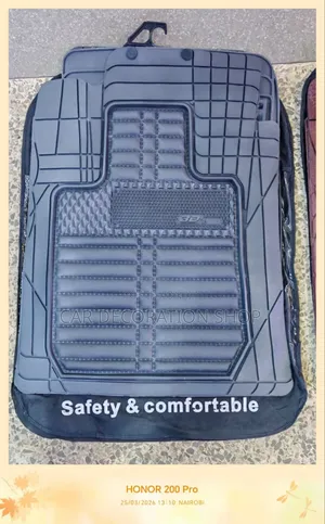 5pc Waterproof 4x4 Carpets Mats in Black