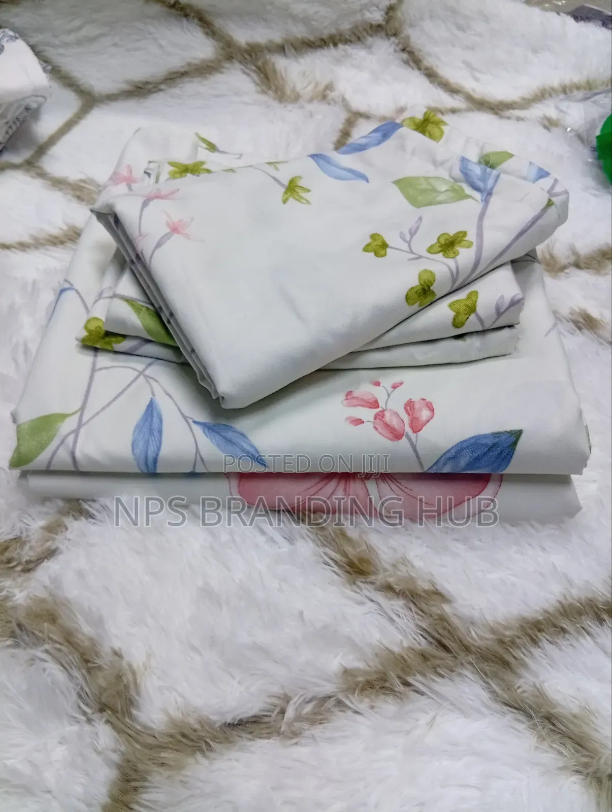 6pcs Set Cotton Bedsheets Without Elastic Edges 
Size 5/6, 6*6,6*7sng