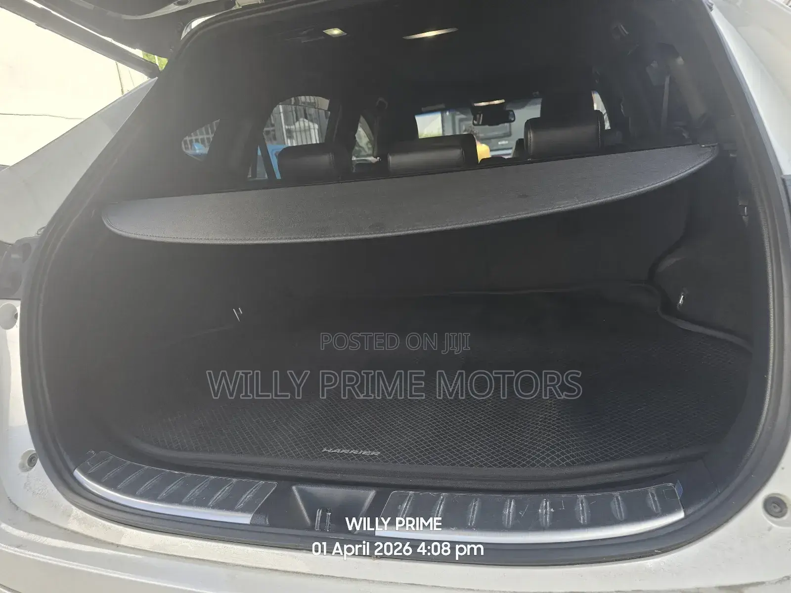 Toyota Harrier 2.0 2017