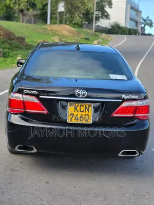 Toyota Crown 2013 Blue