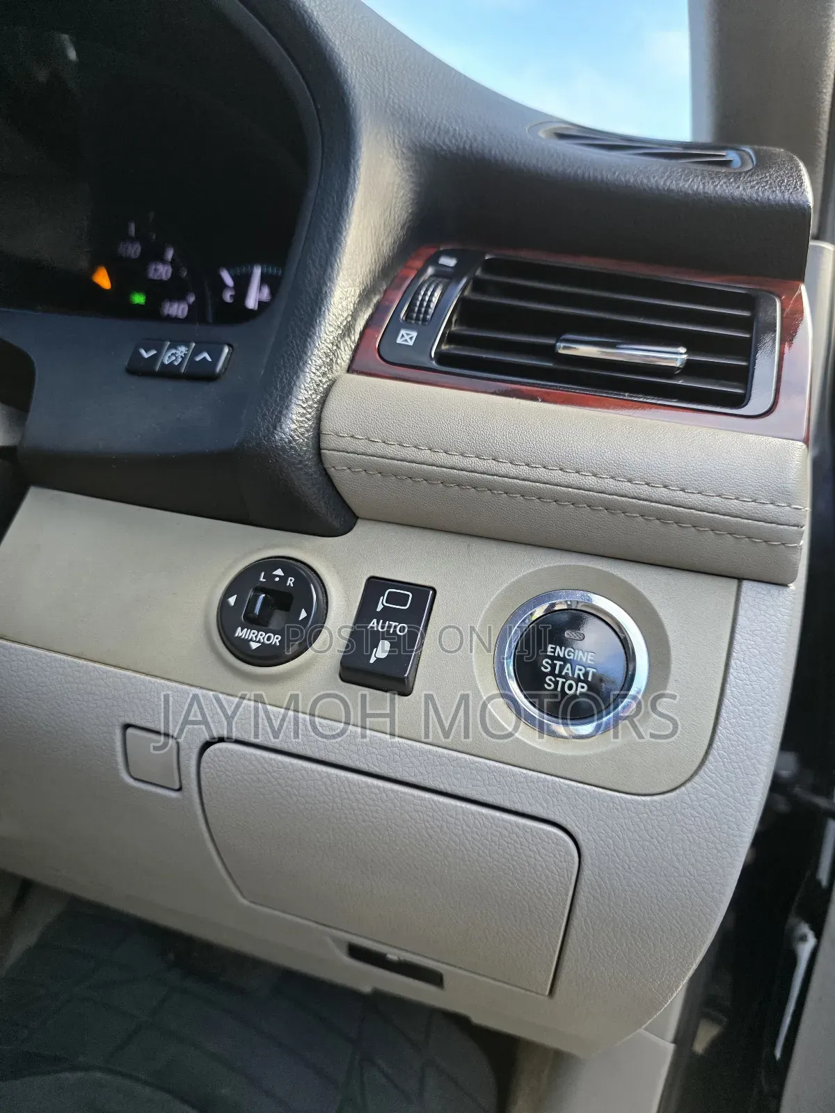 Toyota Crown 2013 Blue