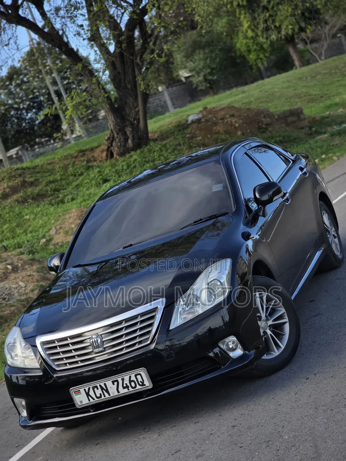 Toyota Crown 2013 Blue
