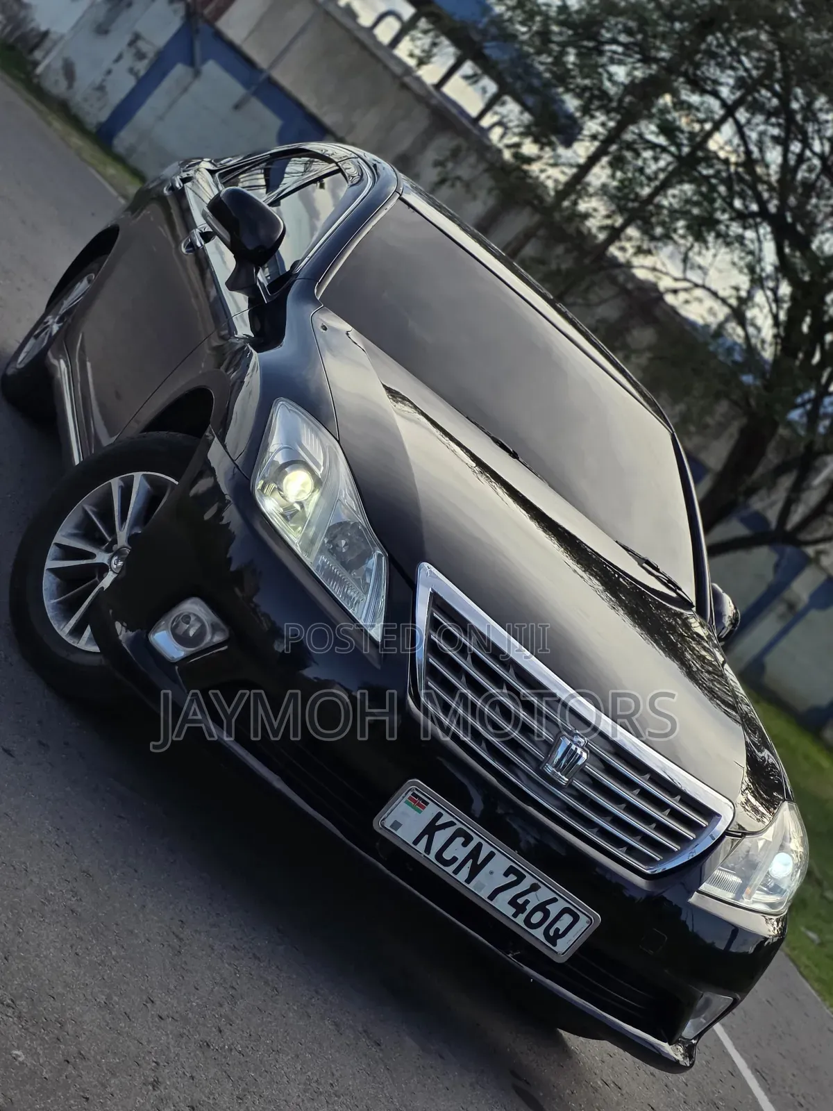 Toyota Crown 2013 Blue