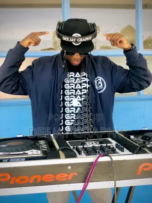 Deejay Graphy