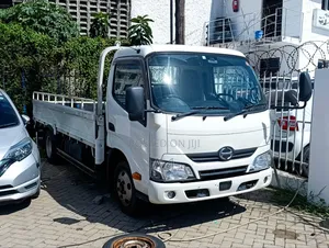 Hino Dutro Manual Diesel