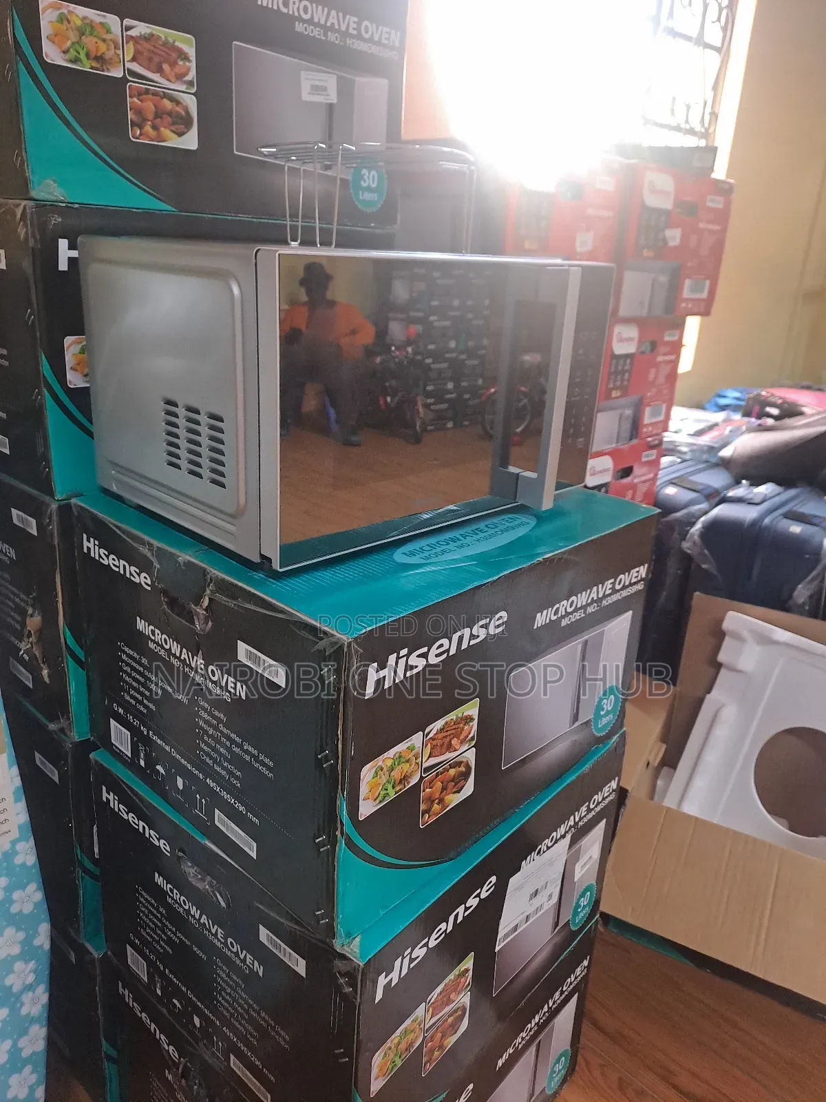 Big Hisense 30l Silver Microwave