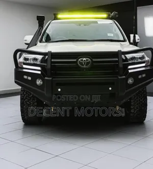 Toyota Land Cruiser 4.5 V8 TD 2018 White