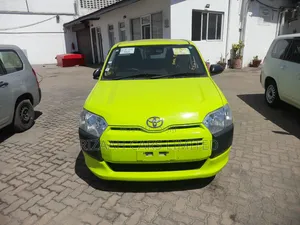 Toyota Probox 2022 Green