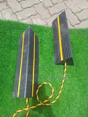 Rubber. Wheel Chock