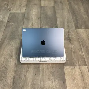 Laptop Apple MacBook Air 2025 M4 15-inch 16GB Apple M4 SSD 256GB