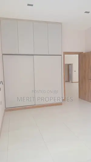 Luxurious Four Bedroom Apartment for Rent