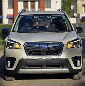 Subaru Forester 2019 Pearl