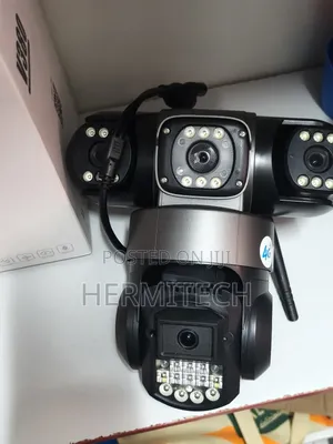 Triple Lens 4g Electric With Alarm Message Push  PTZ Tracking