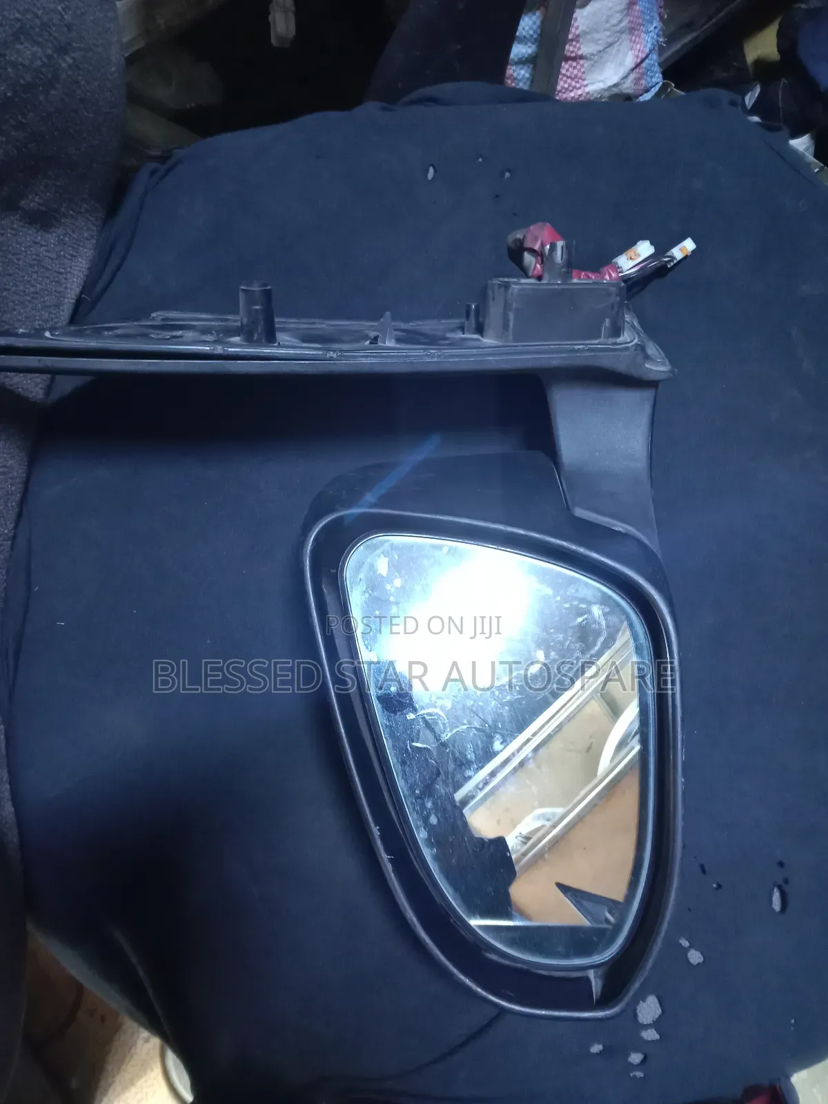 Isis Side Mirror Left Side 2015