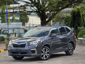 Subaru Forester 2019 Gray