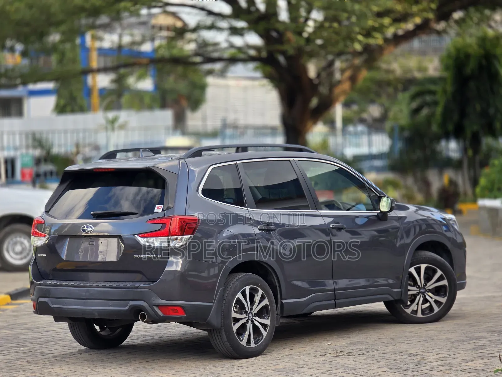 Subaru Forester 2019 Gray