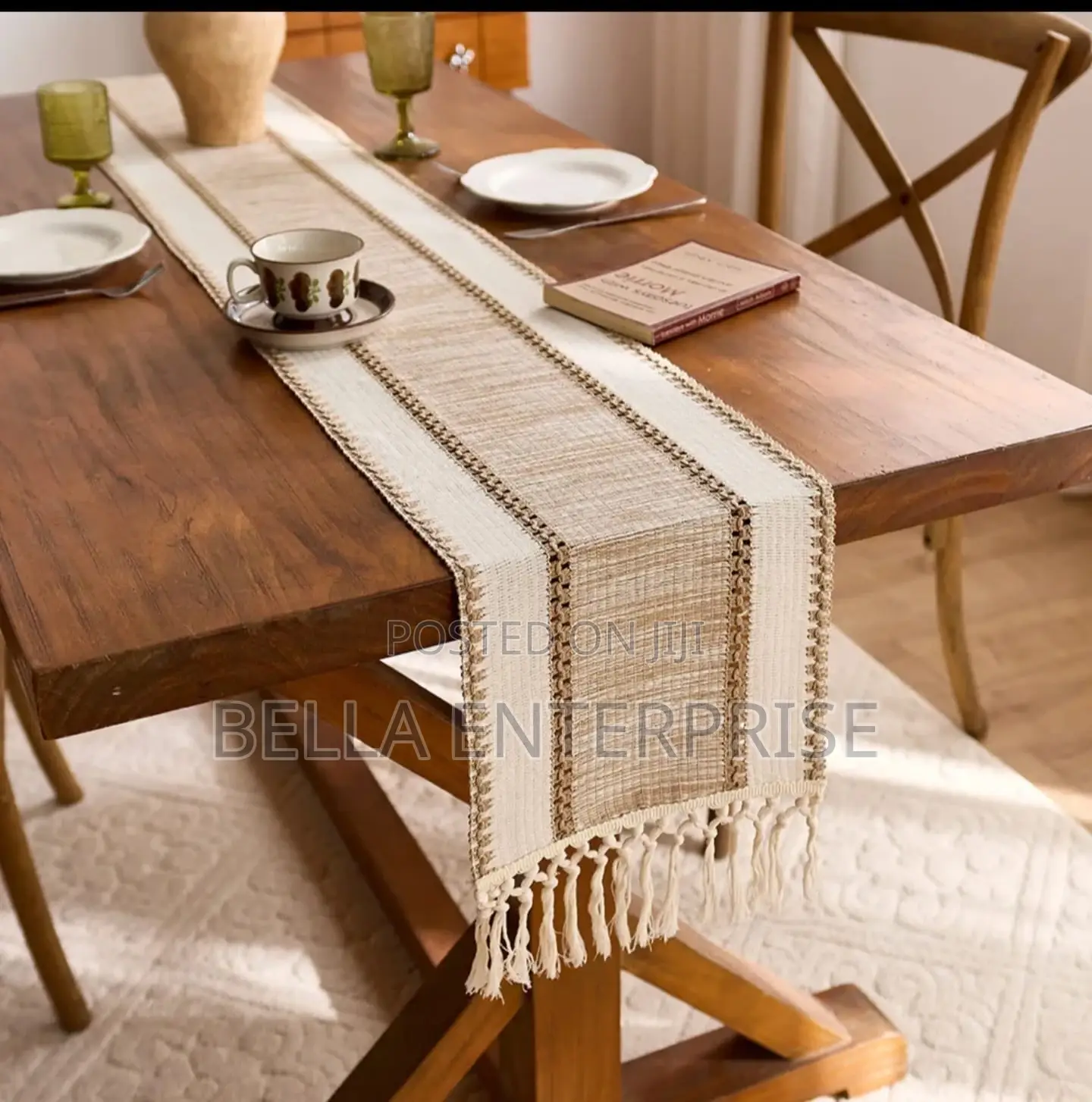 Available Elegant Style Cotton Decoration Table Runner Set