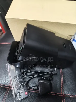 Hy Projector Wifi Android Led Light Projector Display Size 200 Inch