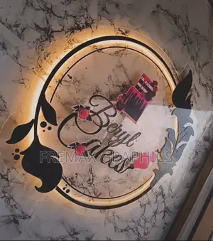 Custom Acrylic Signage Solutions for Professional Spaces