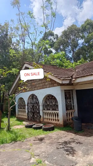Garden Estate - 1/2 Acre , Prime Location