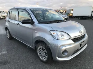 Toyota Passo 2020 Silver