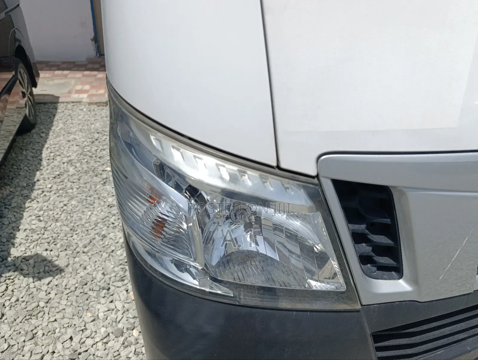 Nissan Caravan (Urvan) 2019 White