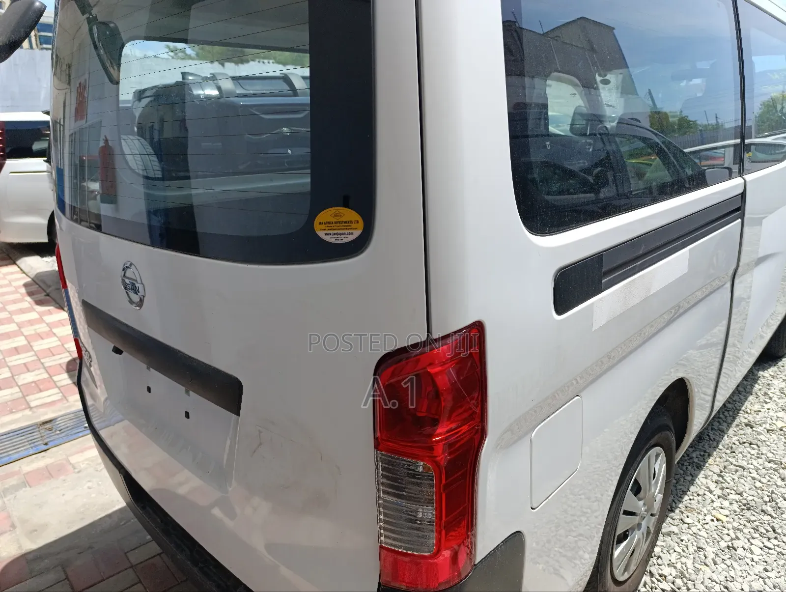 Nissan Caravan (Urvan) 2019 White