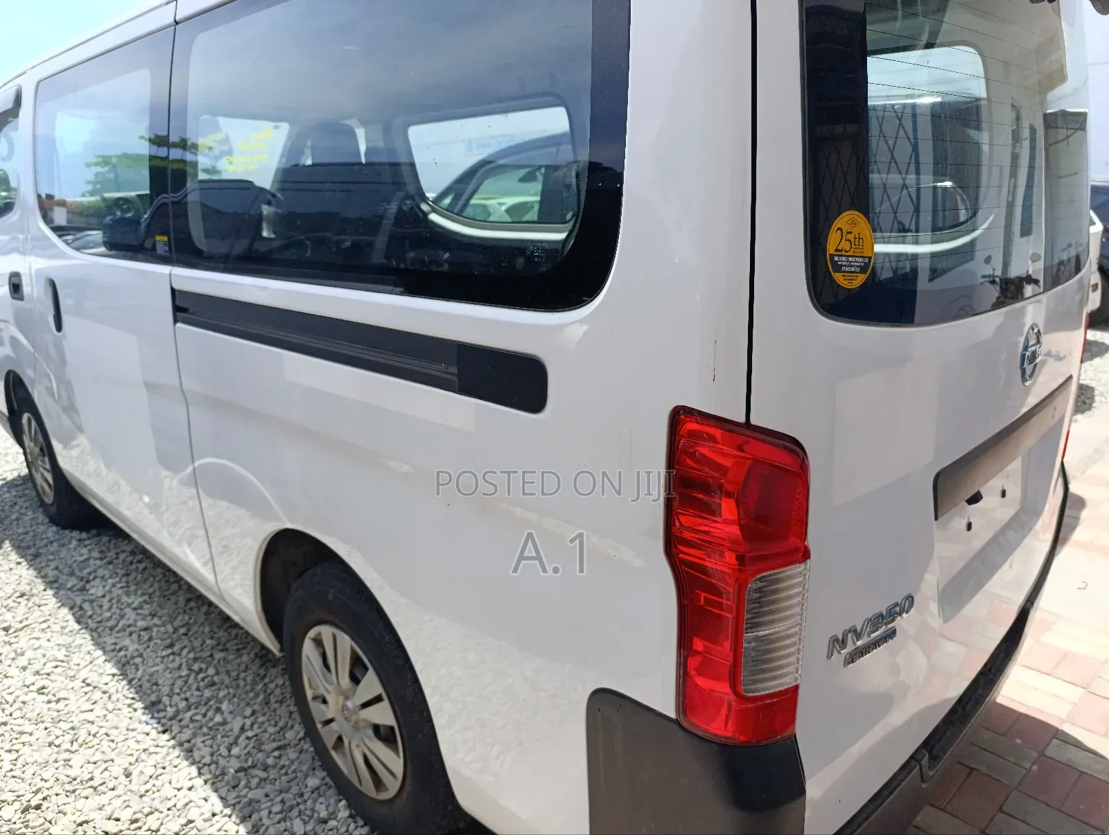 Nissan Caravan (Urvan) 2019 White