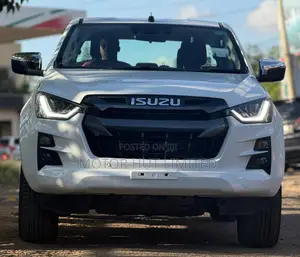 Isuzu D-MAX 2023 White