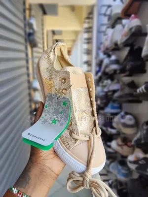 Converse Leather" Snake Effect