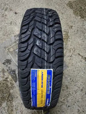 Lt 225 /75 R16 Roadking Tyres
