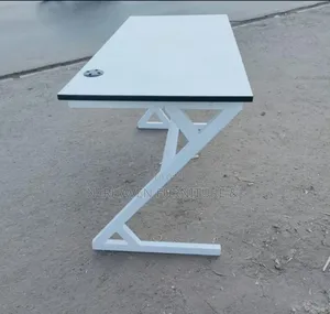 Metallic Office Study Desk – Modern Study Table