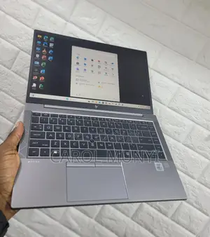 New Laptop HP ZBook Firefly 14 G7 16GB Intel Core i7 SSD 512GB