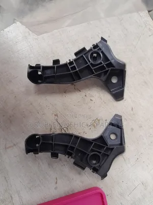 Front Bumper Slide/Bracket Toyota Corolla Nze 2005,2006 Sedan Zze,Zre