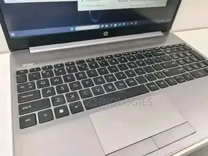 New Laptop HP 250 G8 8GB Intel Core i3 SSD 512GB