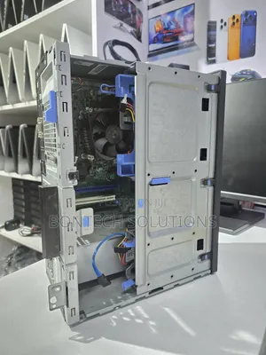 Desktop Computer Dell OptiPlex 7040 8GB Intel Core i5 HDD 500GB