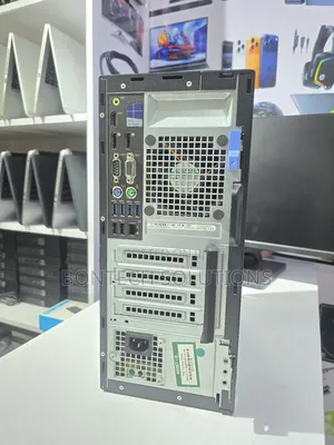 Desktop Computer Dell OptiPlex 7040 8GB Intel Core i5 HDD 500GB