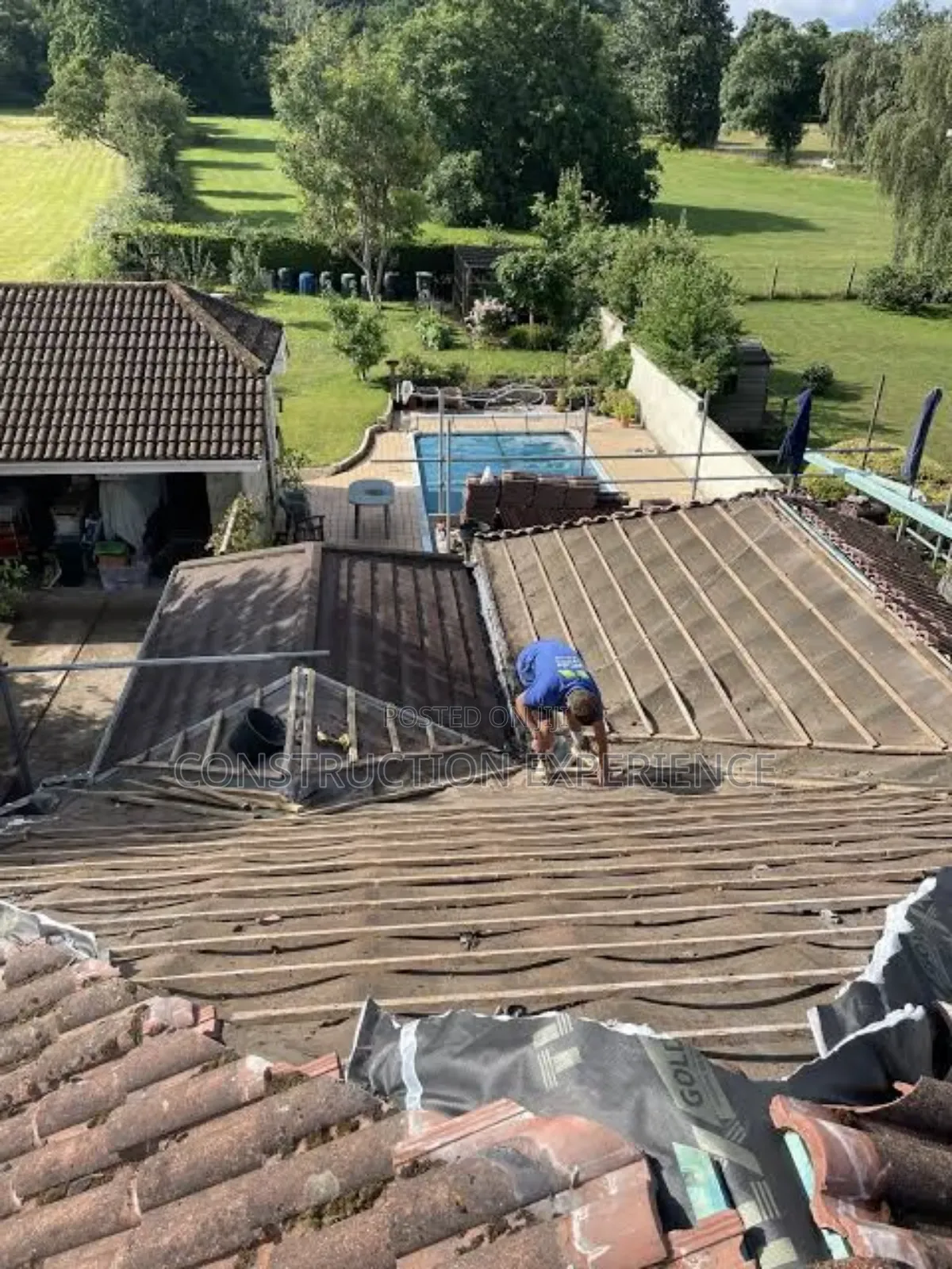 Roofing Technician