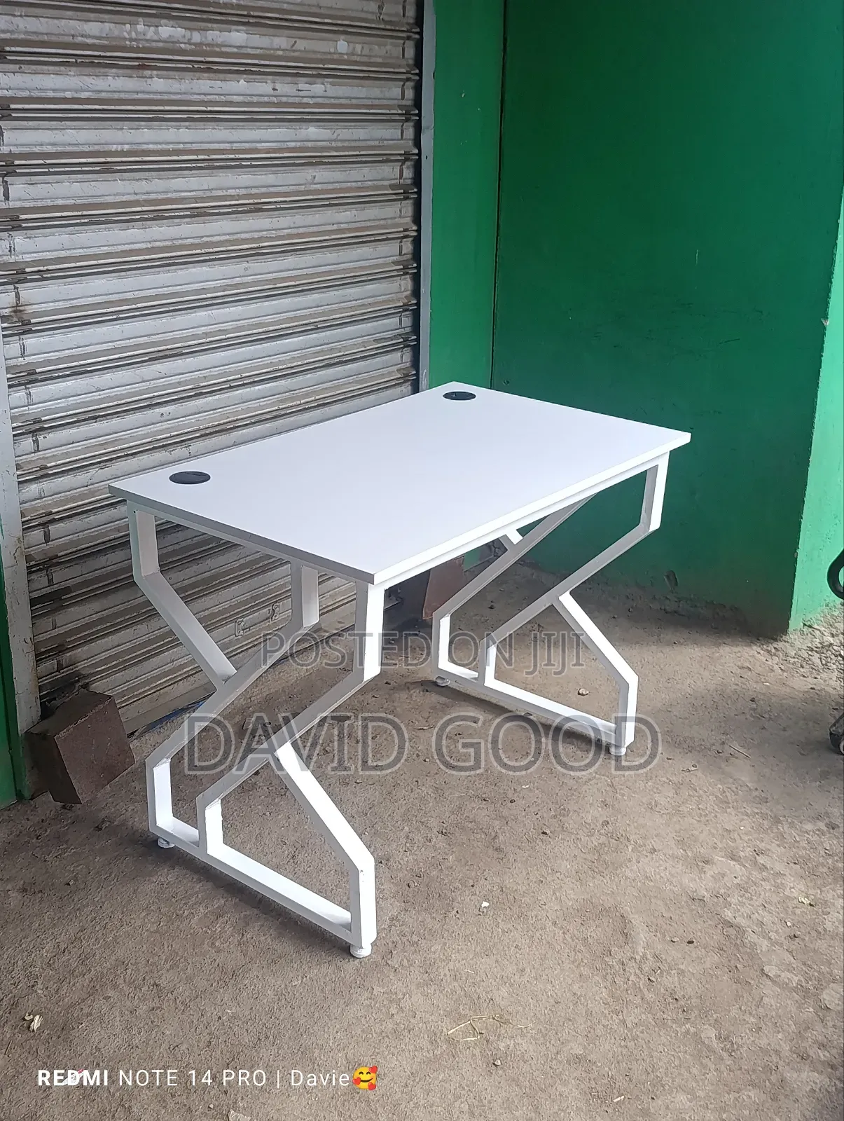 Double Frame Table 