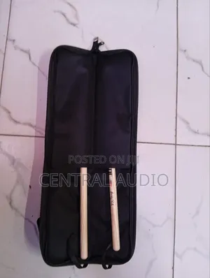 Vic Firth Drumsticks+Drumsticks Bag