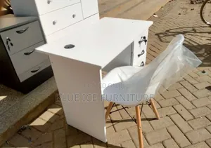Prime Office Desk With White Eames Chair