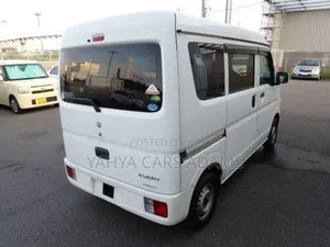 Suzuki Every 2019 White