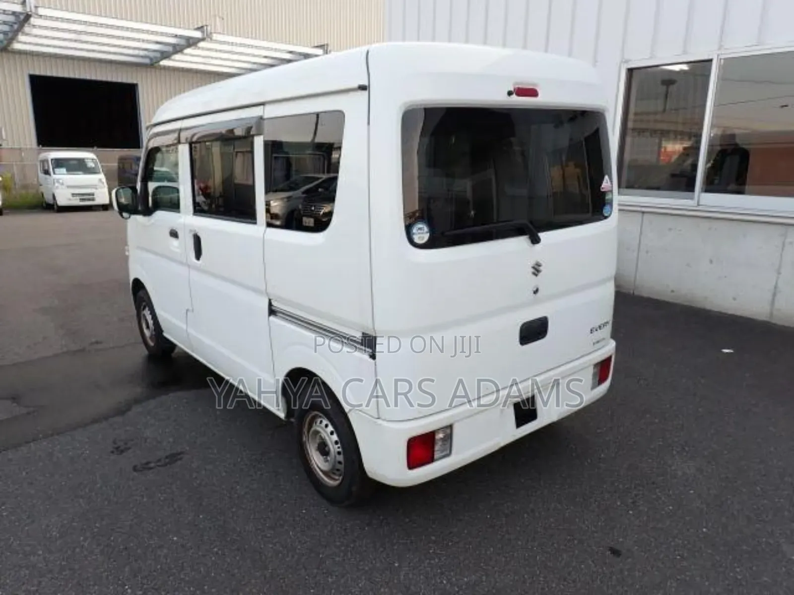 Suzuki Every 2019 White