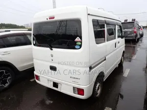 Suzuki Every 2019 White
