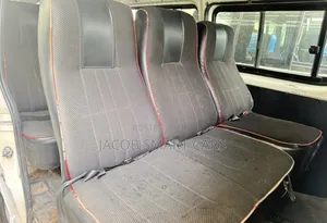 Toyota HiAce 2015 White