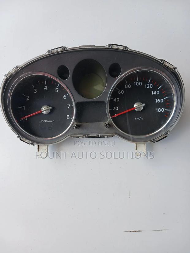 Dashboard Clock Nissan X-Trail Nt31 - thumbnail 2