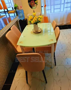 Quality and Cute Dining Set