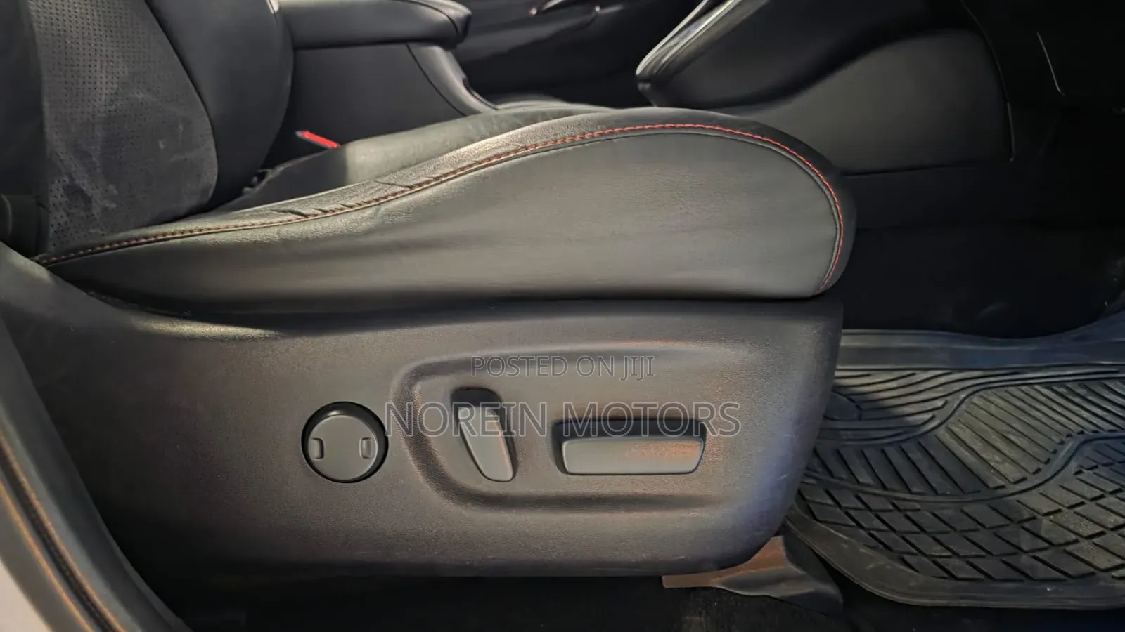 Toyota Harrier 2019 Off white