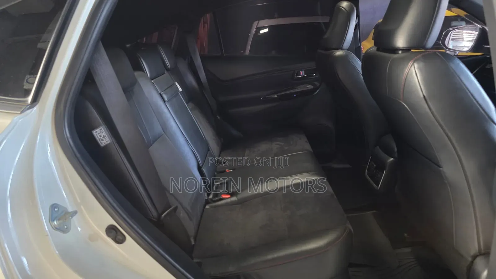 Toyota Harrier 2019 Off white
