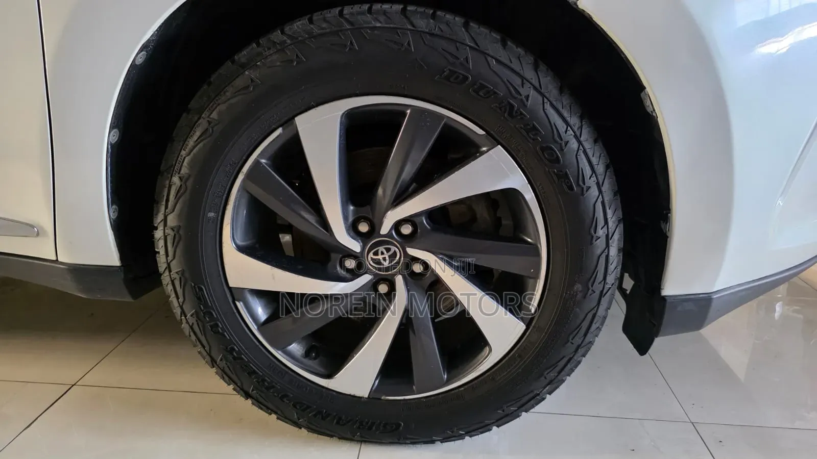 Toyota Harrier 2019 Off white